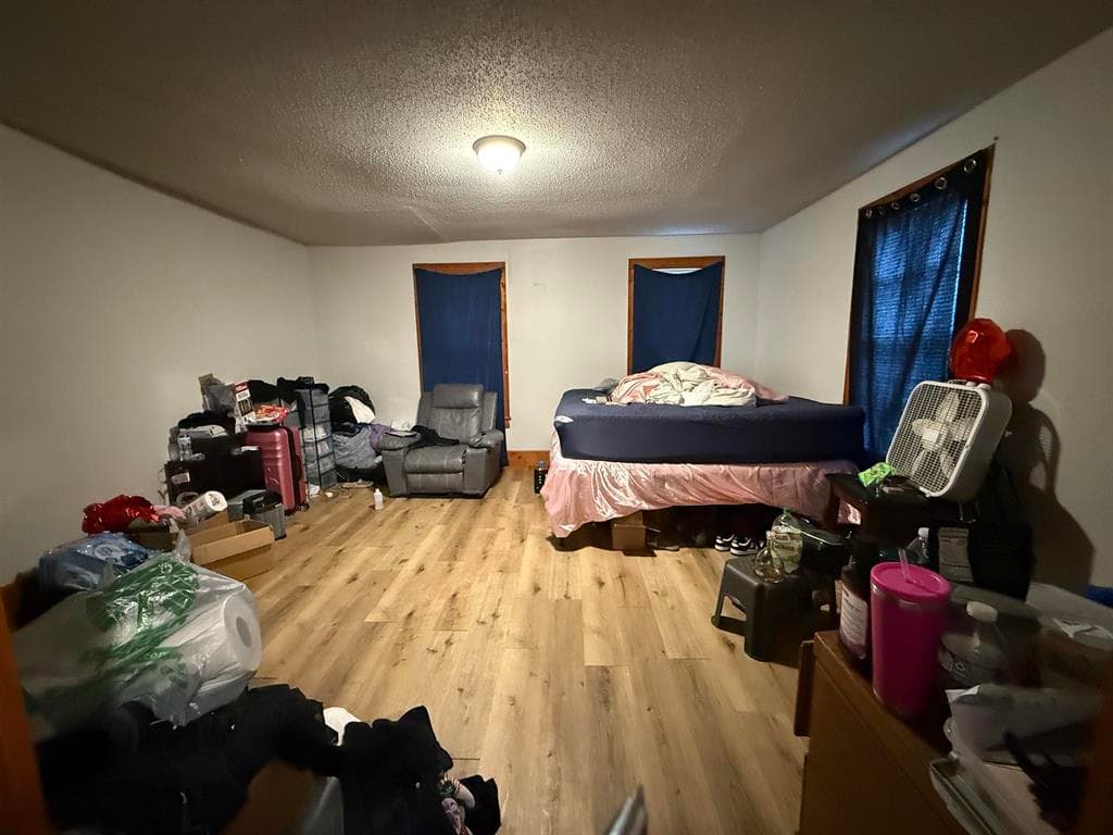 Declutter - Before